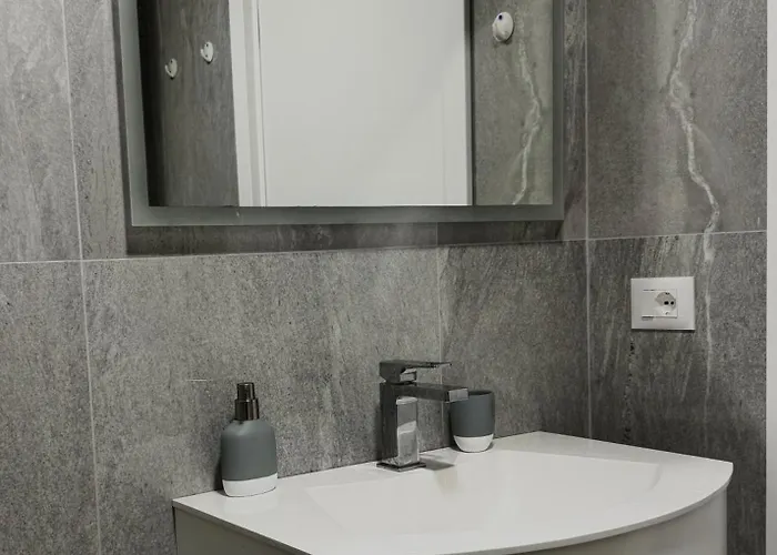 Incasso Center * ティラナ